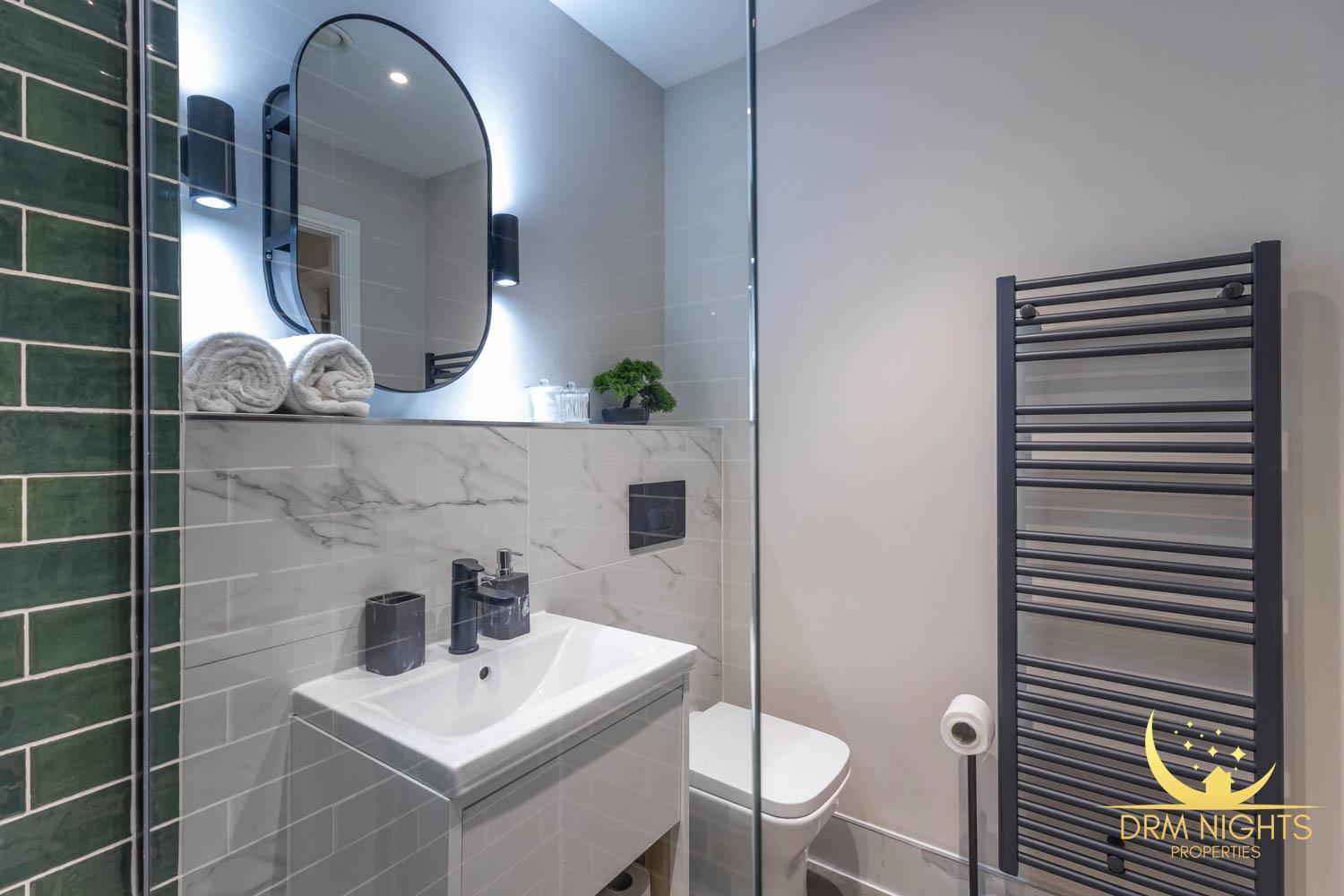 Modern 1-Bedroom Apartment In Leeds City Centre Sleeps 2 Central Station Ngoại thất bức ảnh